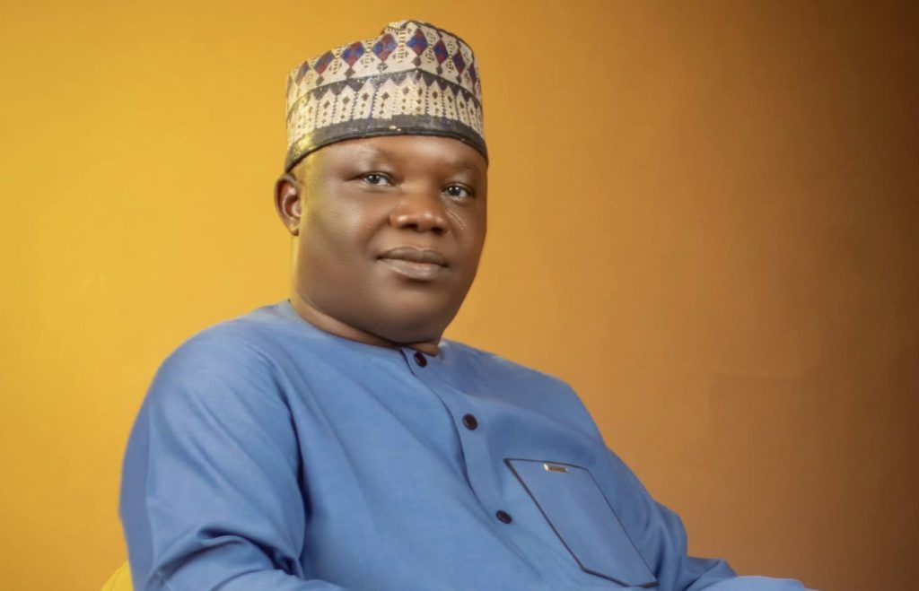 Southern Kaduna professors ask Sen Katung to dump PDP for APC