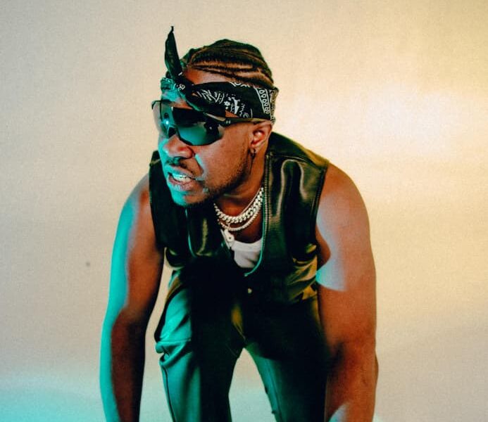 Evok’s “Feeling Sure” Reminds Us That Love Can Feel Safe and Certain