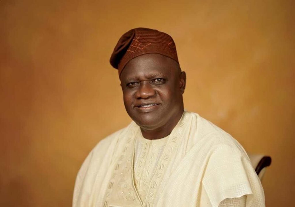 Olatinwo bags award of excellence in administration from SOGON