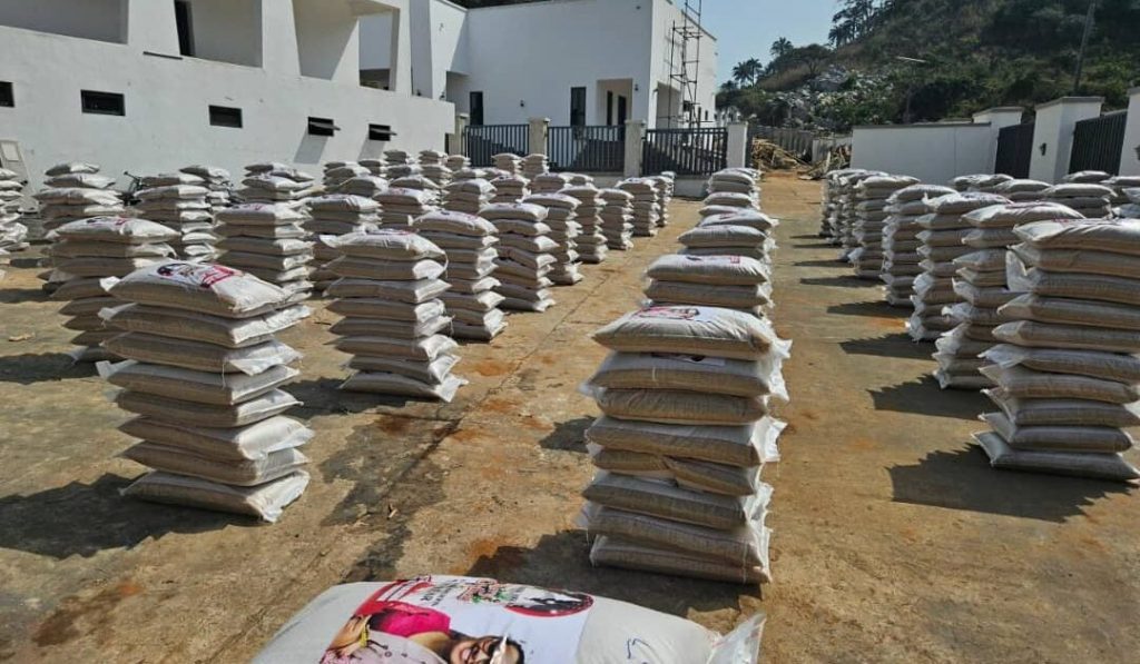 Natasha shares Christmas rice with constituents in Kogi