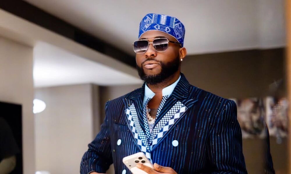 Davido’s 5IVE Alive Tour Look in Guinea Has Us Zooming Into Every Detail