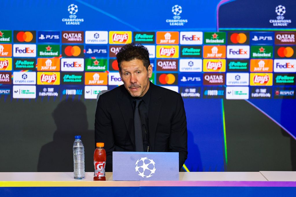 “Not right now” – Atletico Madrid boss makes shocking Arsenal comparison as Lookman exits UCL