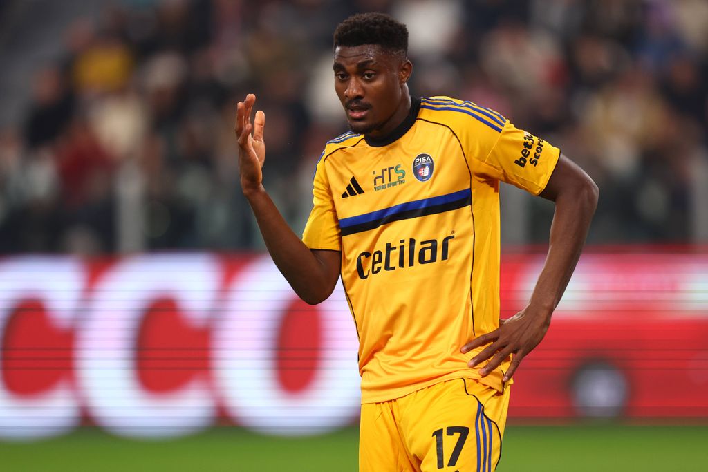 Transfer news: 4-time Belgian kings plot record-breaking swoop for Rafiu Durosinmi