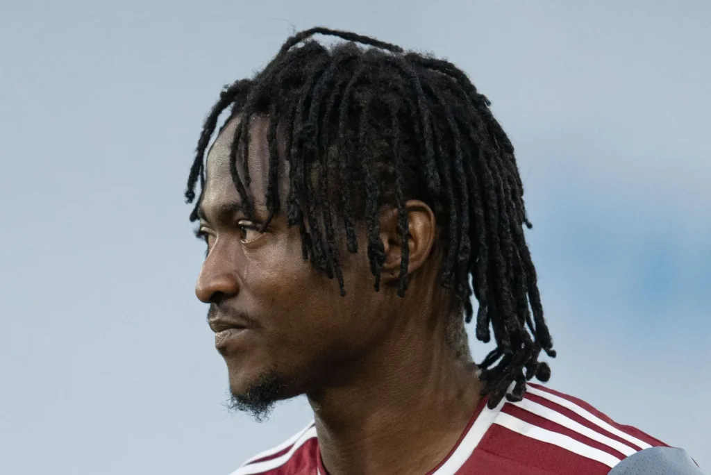 Official: Nigerian star Sanusi signs for AS Trencin