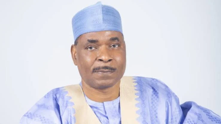 Ex-IG Adamu Emerges for 2027 Governo