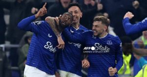 Everton beat Newcastle 3-1 to reach League Cup quarter-final