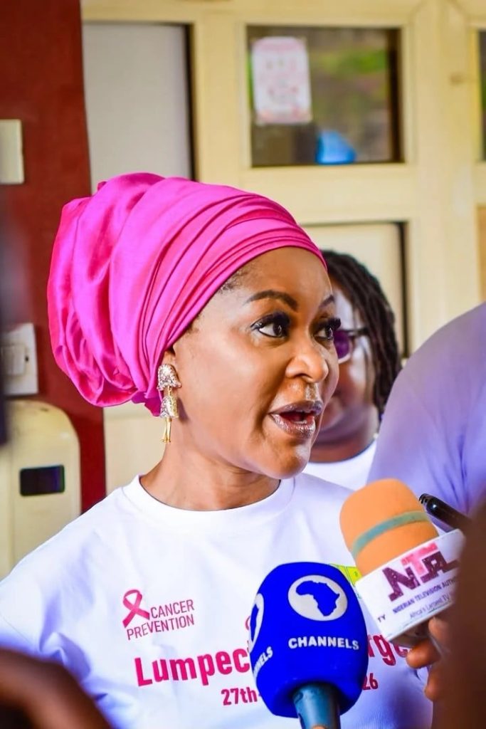Amosun’s wife offers free breast surgeries to 30 Ogun women